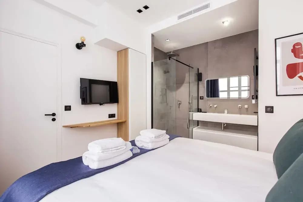 Intimate Apartment- 2br/6p - Porte Saint-denis - Photo 4