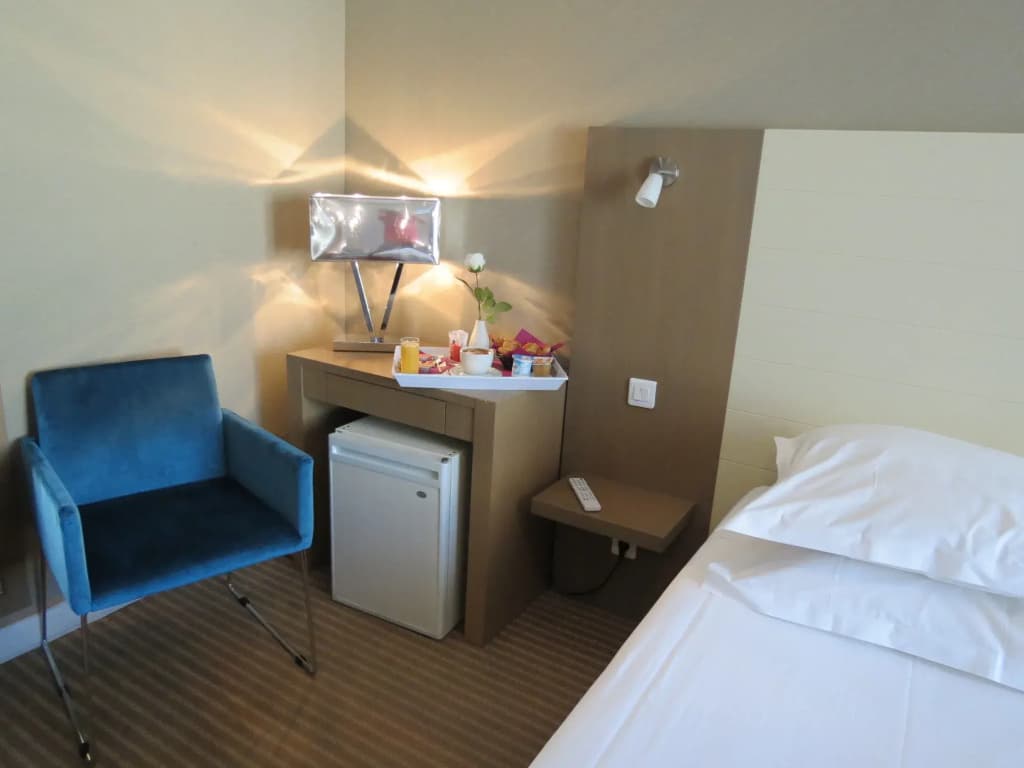 Hotel Amirauté - Miniature 7