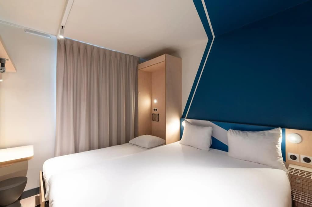 Ibis Budget Lyon Confluence - Miniature 7