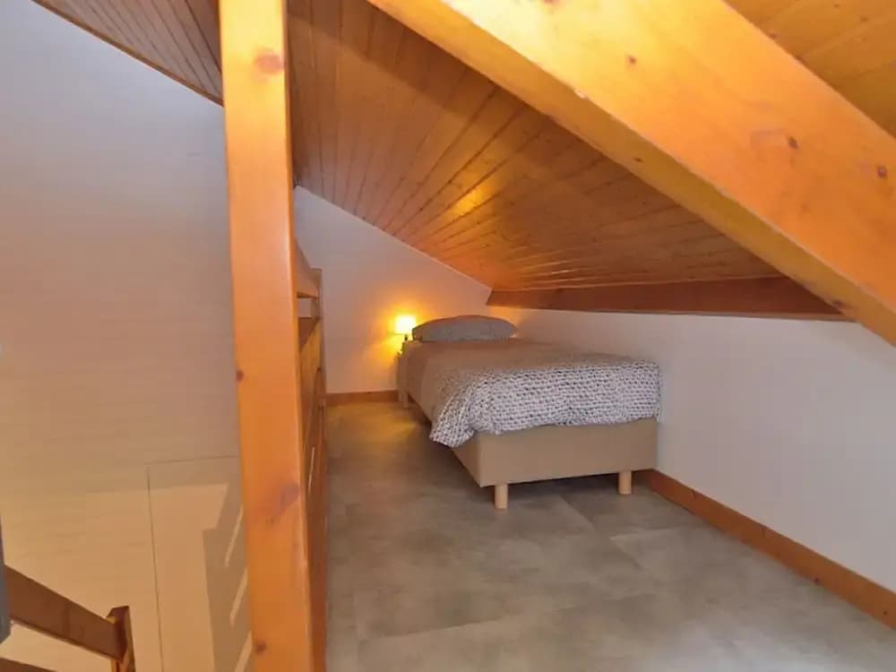 Serene Holiday Home With Private Terrace - Miniature 6