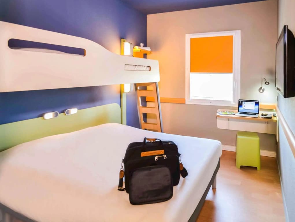 ibis budget Saint Martin de Crau Porte de Camargue - Photo 3