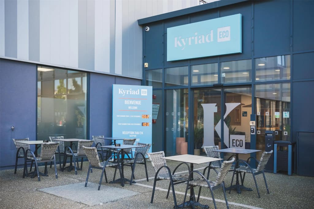 Kyriad ECO - Clermont Ferrand Estaing - Photo 1