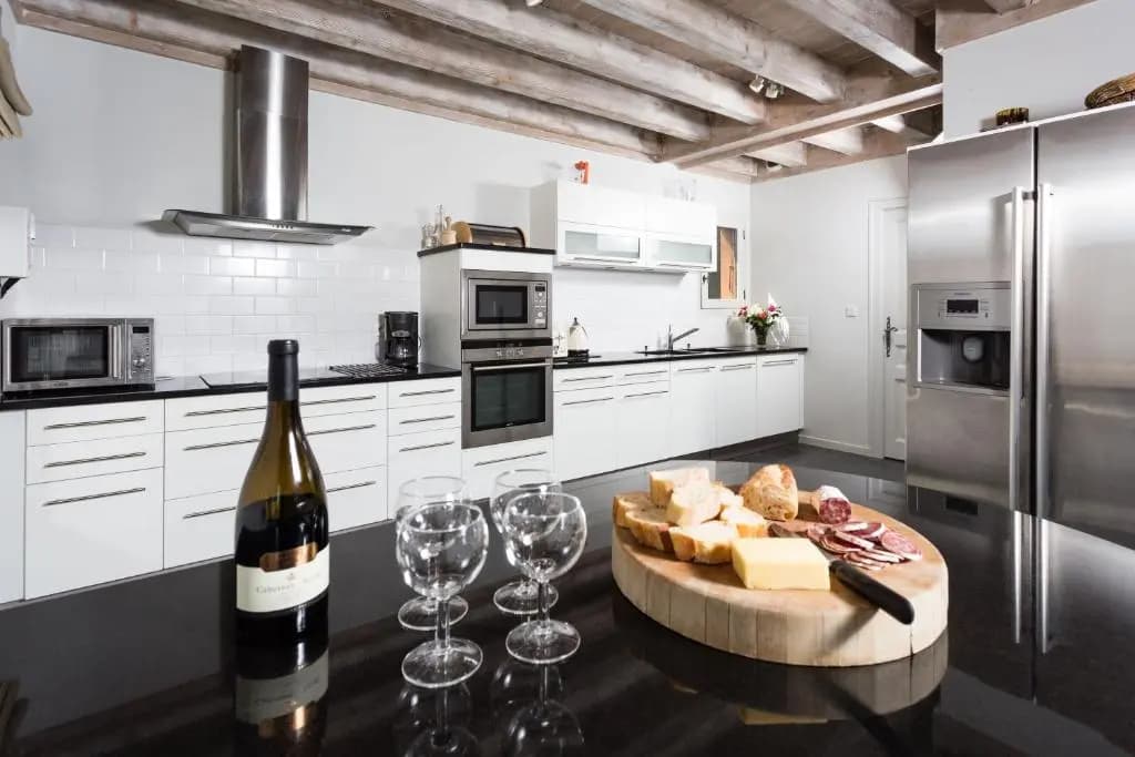Chalet Jean - 3 Bedrooms - Chamonix All Year - Photo 4