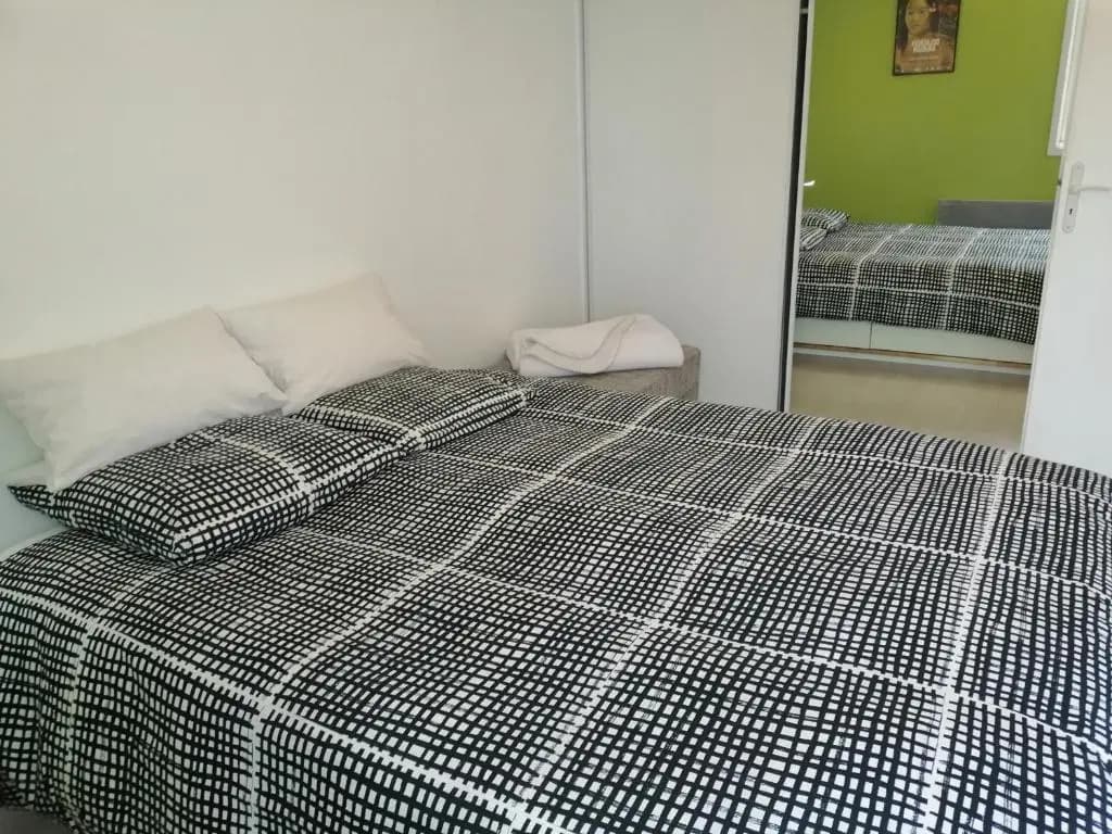 Nicolas I, 53m2, une chambre, parking privé - Photo 2