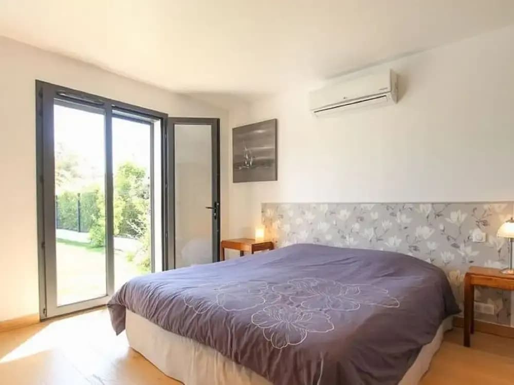Inviting Holiday Home in Grimaud With Private Pool - Photo 3