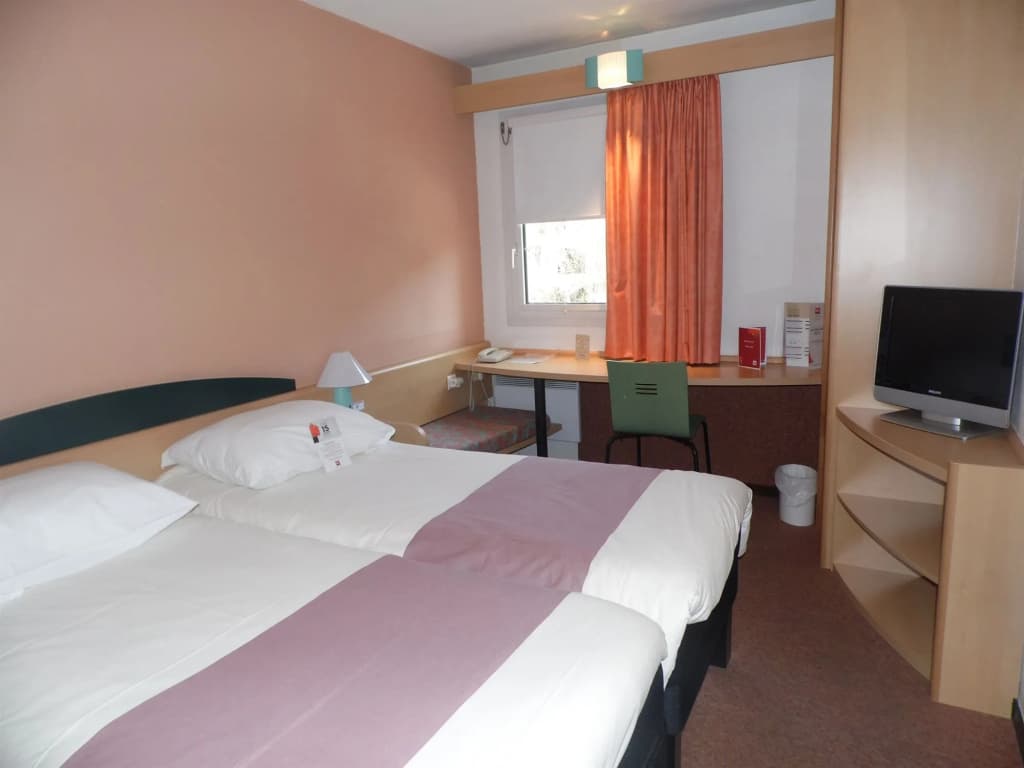 ibis Gap Centre - Photo 5