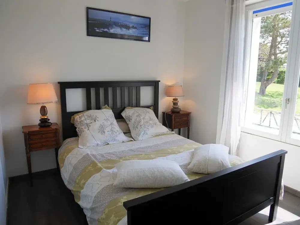 Holiday Home in Lampaul-plouarzel Nearby sea - Miniature 2