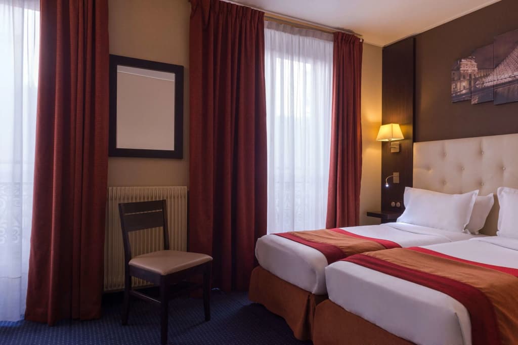 The Originals Hotels Paris Paix République - Miniature 6