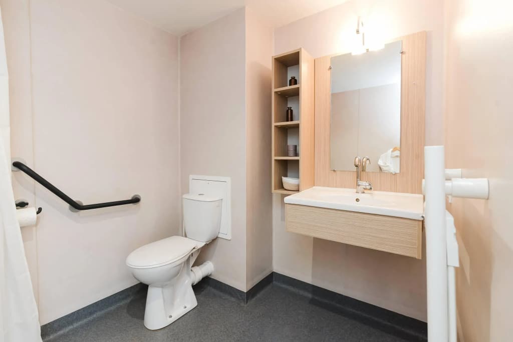 Quality Aparthotel St-Berthevin Laval - Miniature 8