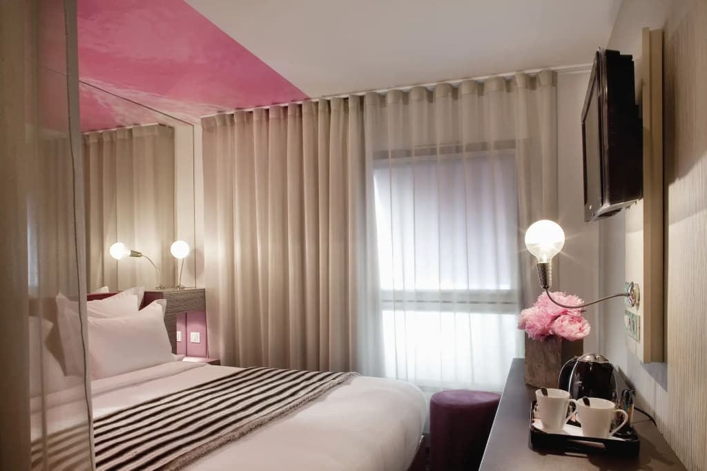 7 Eiffel Hotel - Miniature 6