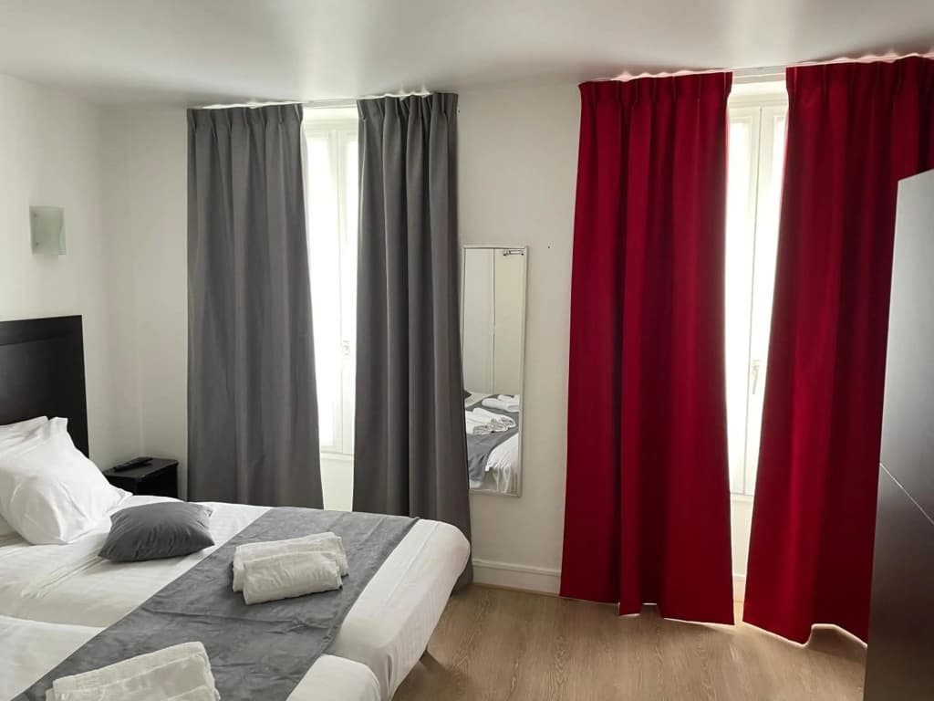 Hôtel De Bordeaux - Photo 5