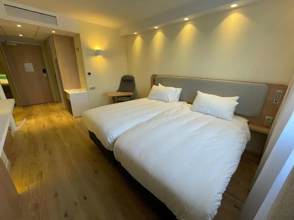 B&B HOTEL Deauville-Touques - Miniature 7