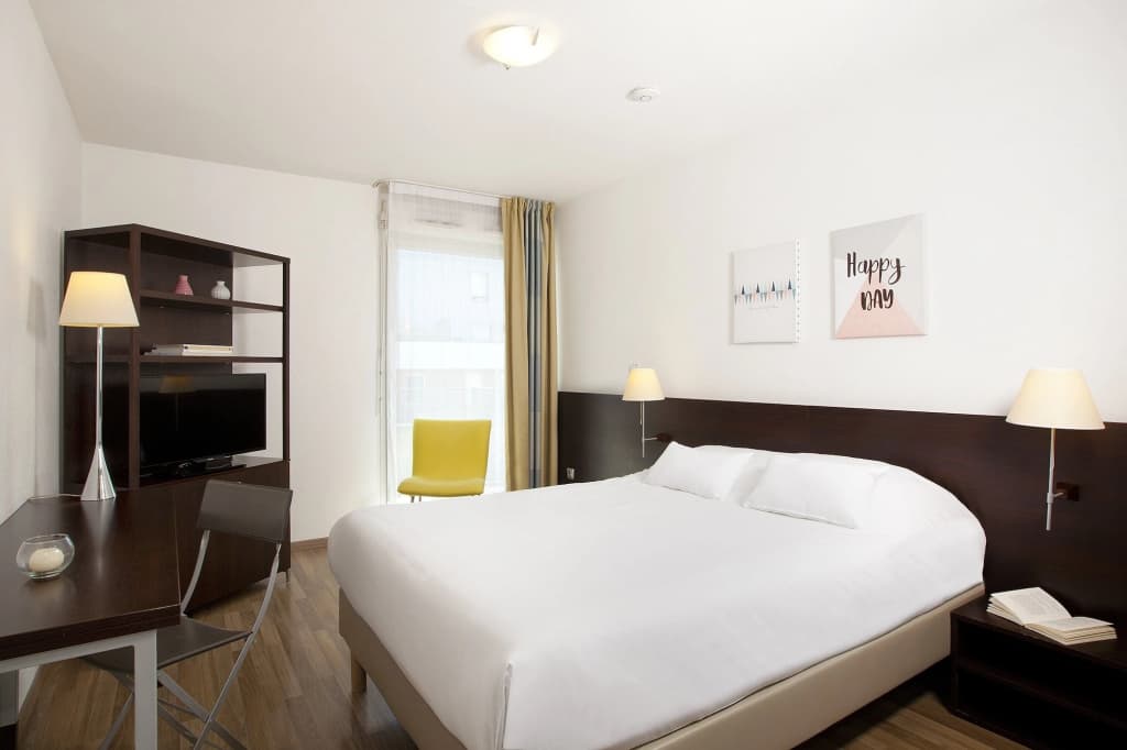 Residhome Appart Hotel Nancy Lorraine - Photo 2