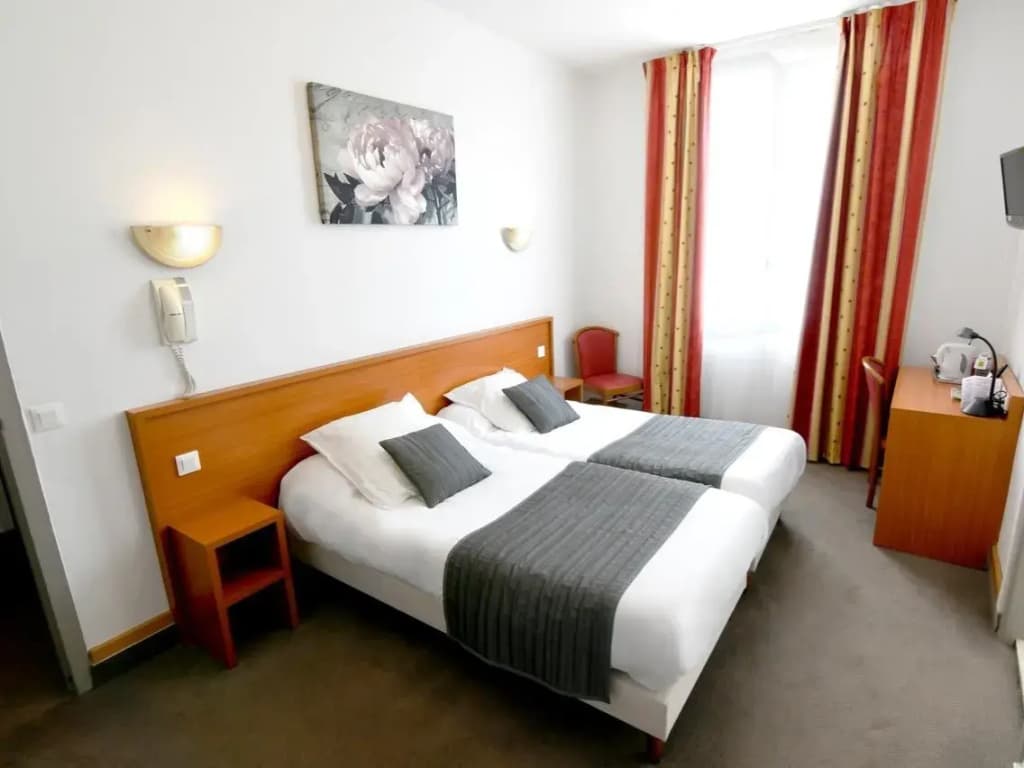Logis Hotel du Chateau - Miniature 4