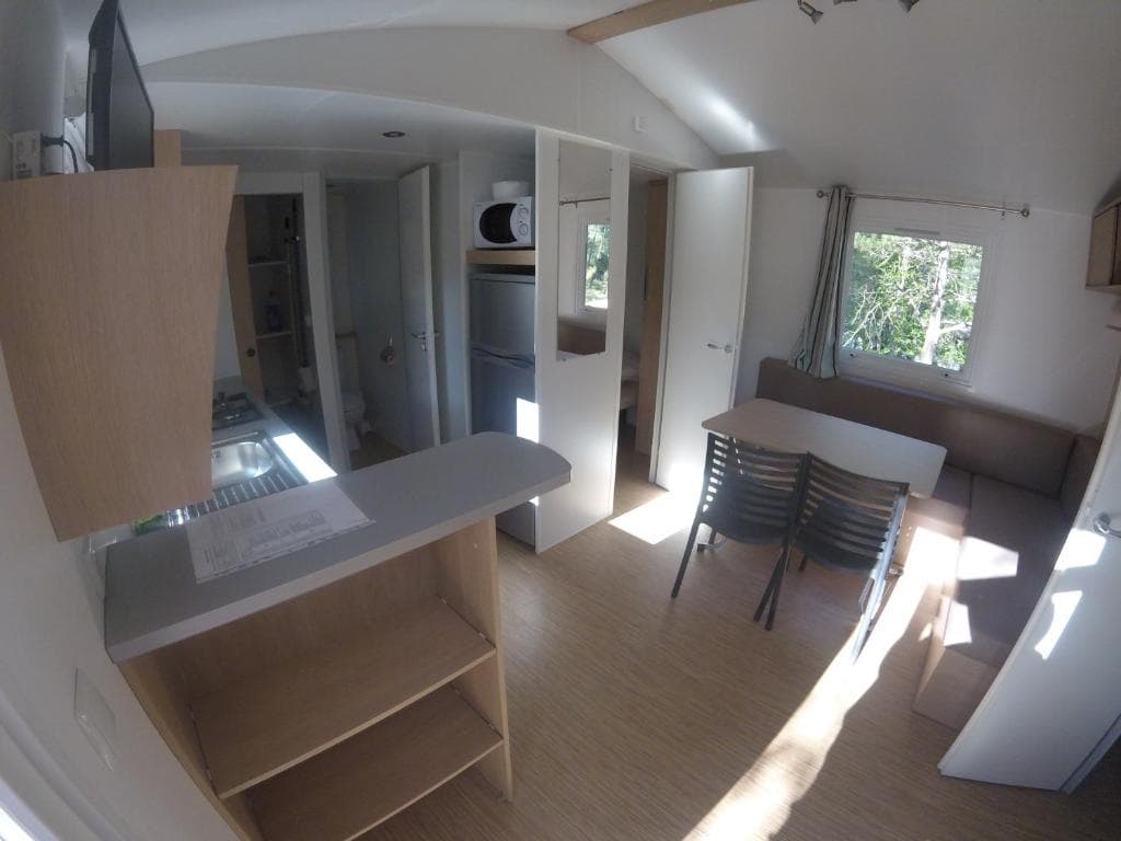 Camping la Simioune en Provence - Miniature 8