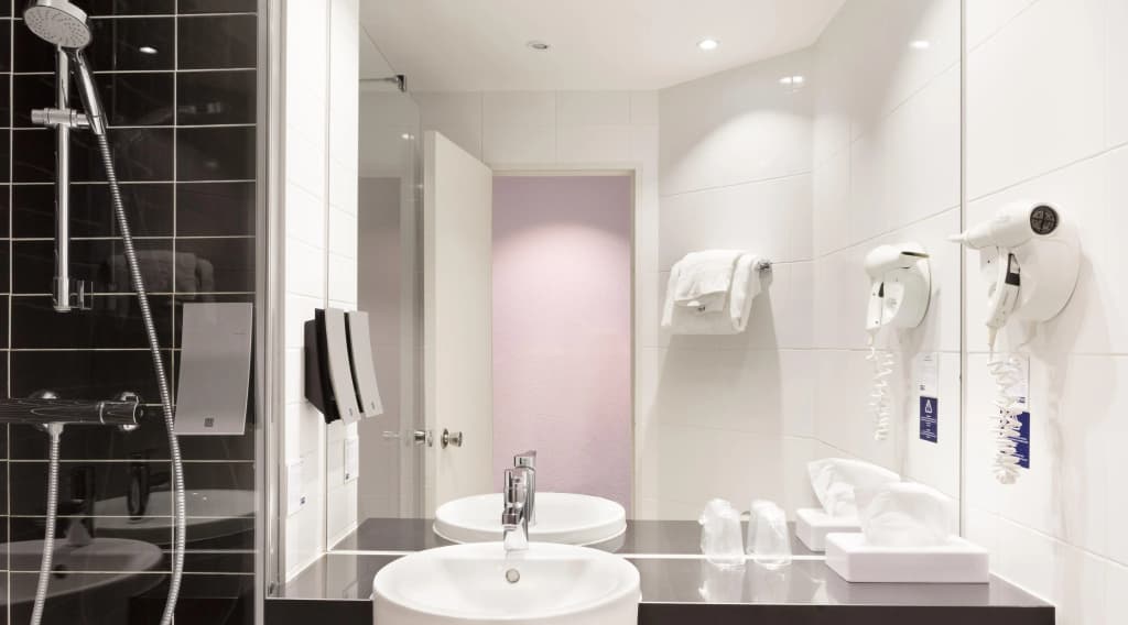 Holiday Inn Express Amiens by IHG - Miniature 8