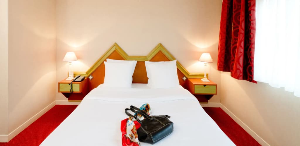 Hotel Le Ménestrel - Photo 4
