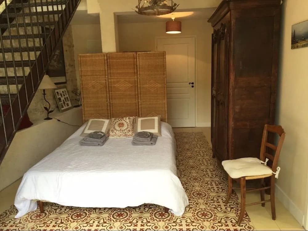 Loire Valley Medieval Getaway - Photo 3