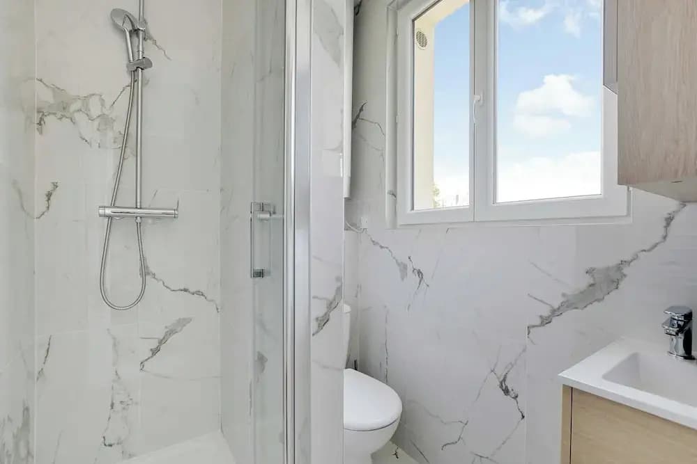 Cosy Apartment in Ivry-sur-seine - Miniature 8