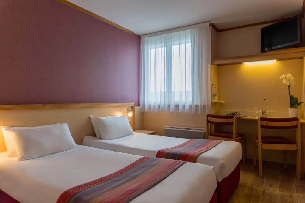 Sure Hotel by Best Western Dijon Sud - Photo 3