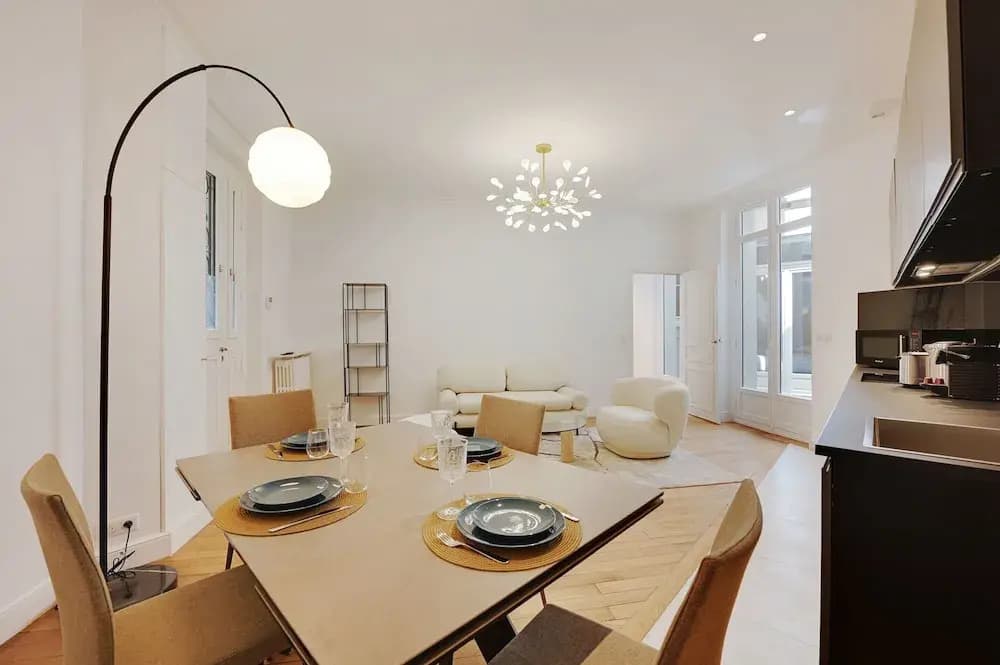 Superb Apartment With Terrace 2br/4p Trocadero - Miniature 6