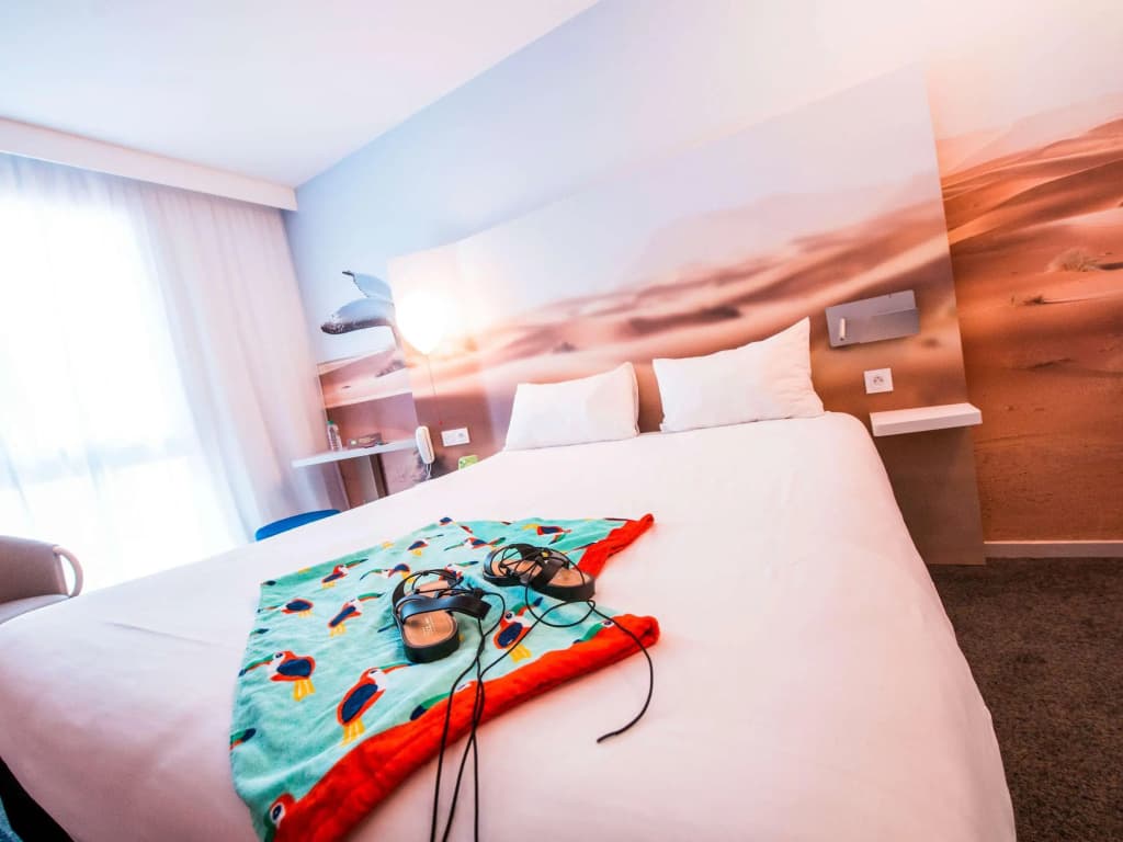 ibis Styles Toulon Centre Port - Photo 5