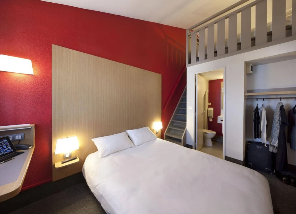 B&B HOTEL Laval Changé - Photo 4