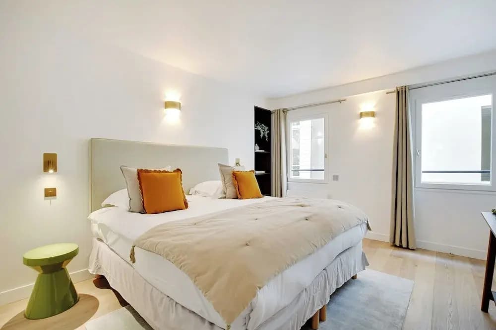 Superb Apartment With Ac-1br/2p-le Marais - Miniature 7