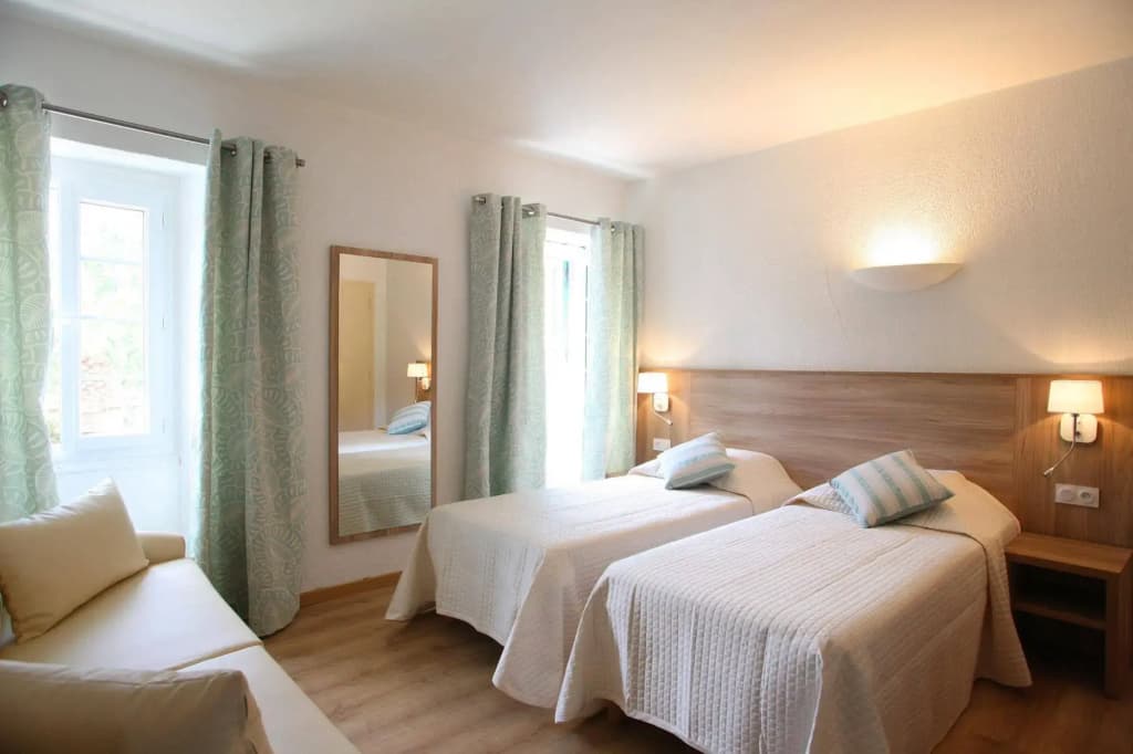 Hotel Serenada - Miniature 3