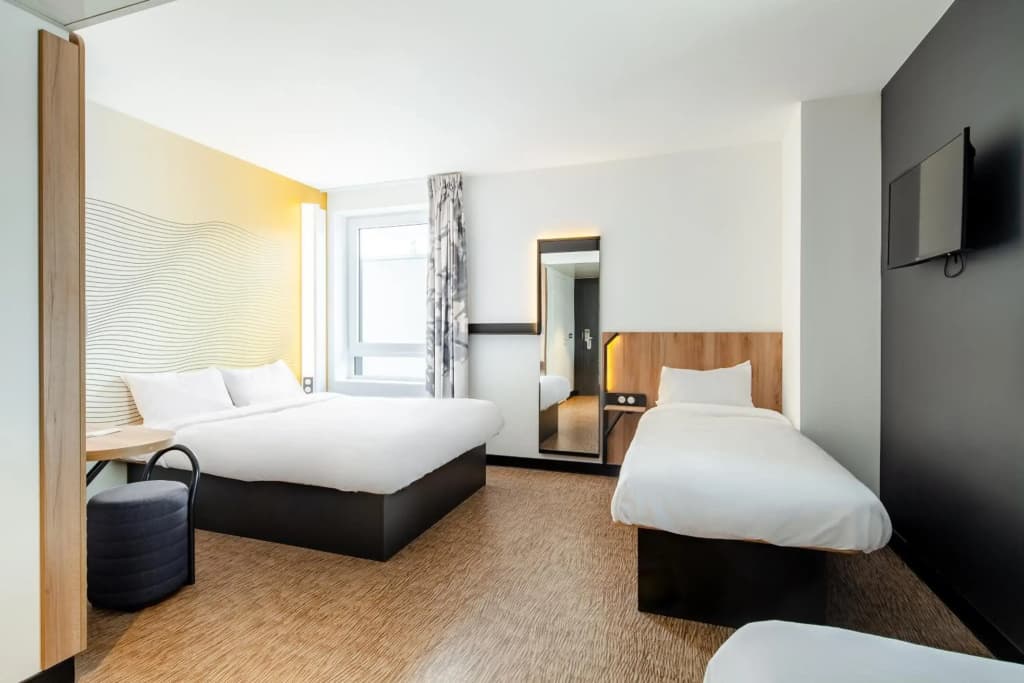 B&B HOTEL Thionville Centre Gare - Photo 2
