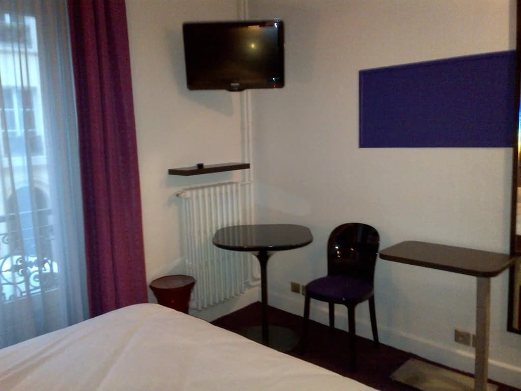 Accueil Hotel Paris Pigalle Montmartre - Photo 3