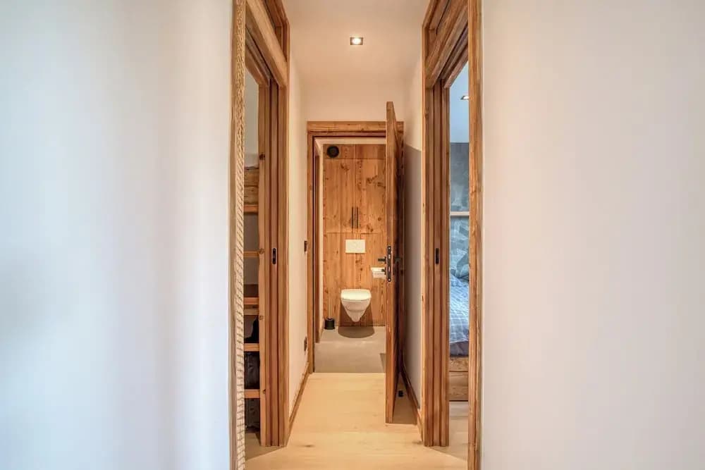 Warm Apartment Nestled in the Heart of Megeve - Photo 4