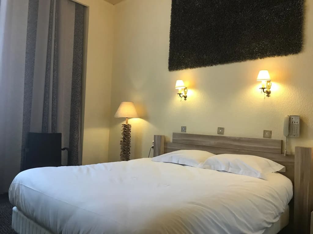 Le Grand Hôtel de Valenciennes - Photo 5
