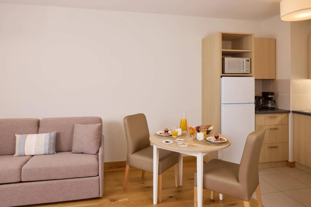 Quality Aparthotel Pau Porte des Pyrénées - Photo 2