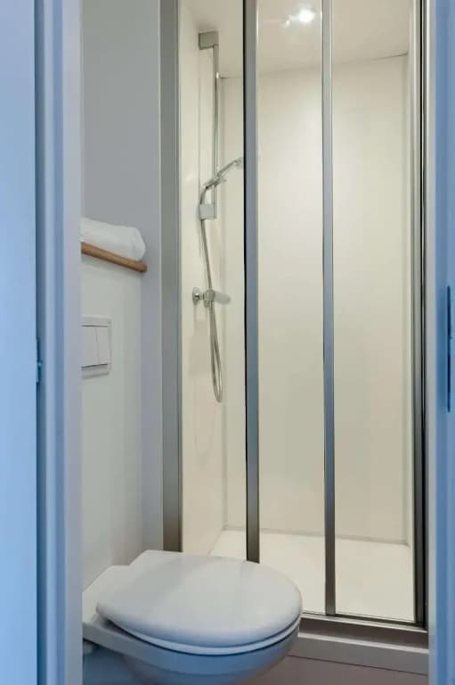 Kyriad ECO - Toulon Ouest La Seyne sur Mer - Miniature 6
