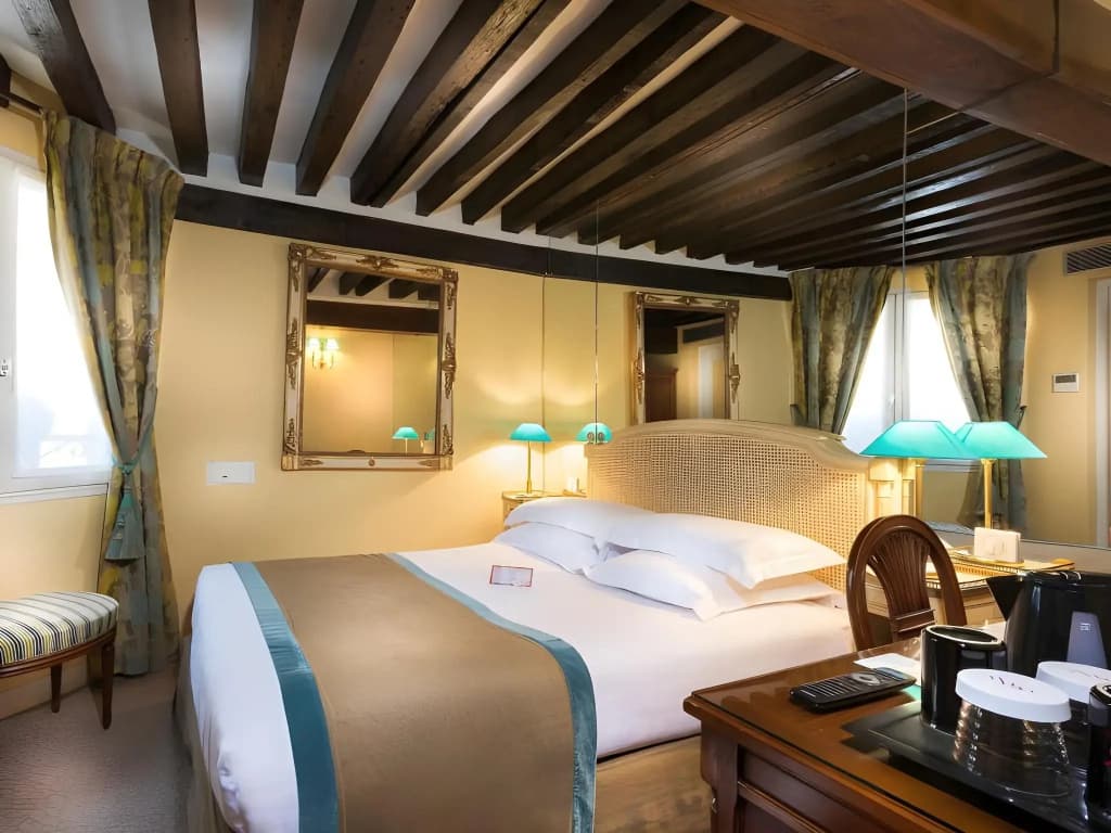 Dauphine Saint Germain Hotel - Photo 3