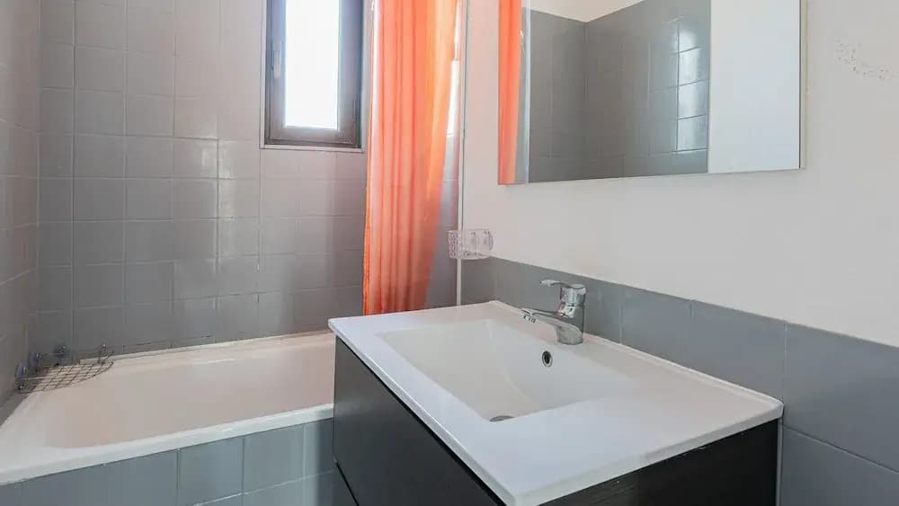 Relaxed Coastal Living in Agde - Photo 3