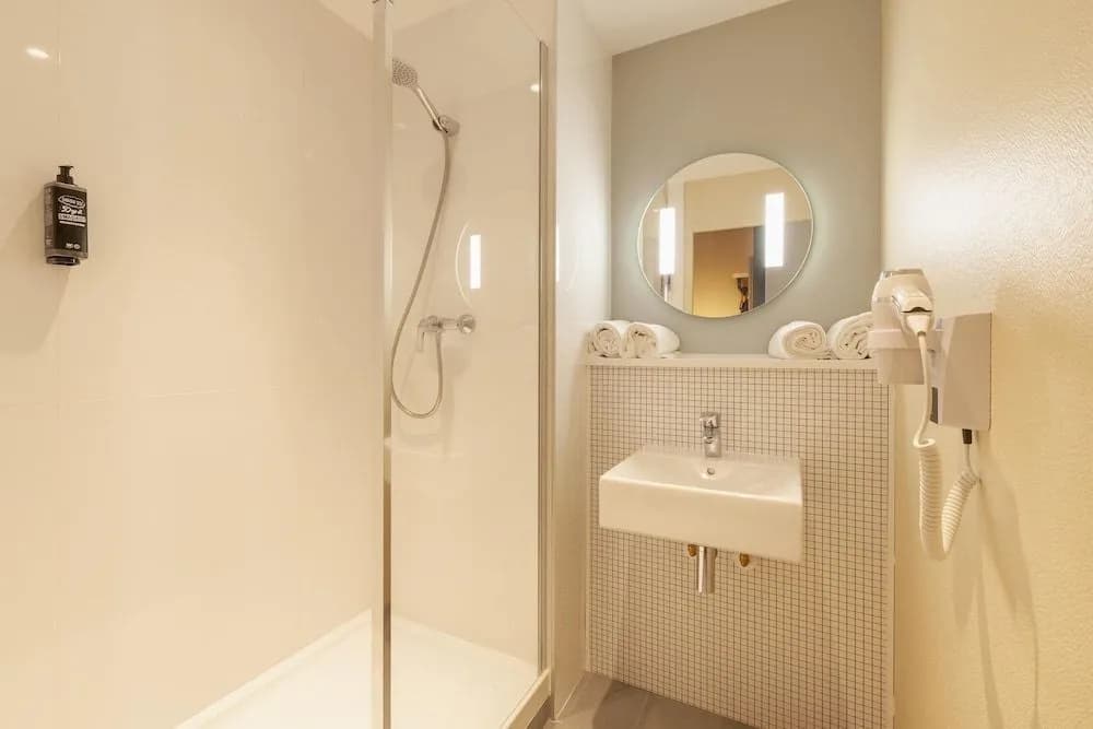 Ibis Budget Mont De Marsan - Miniature 7