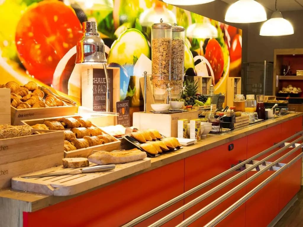 ibis Laval Le Relais d'Armor - Photo 5