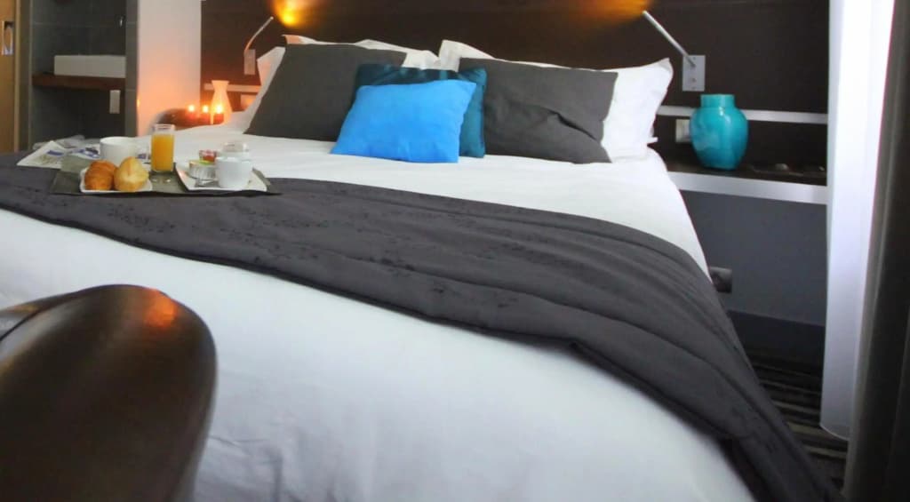 Hotel Lumières Montmartre Paris - Photo 3