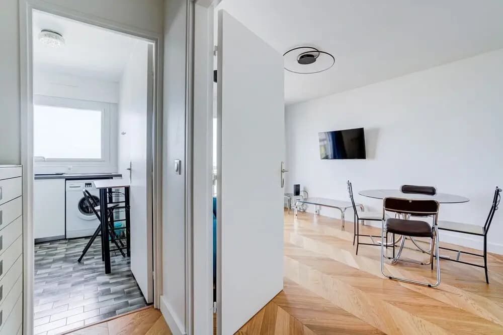Montparnasse View Nice 1 Bedroom in Montparnasse - Photo 4