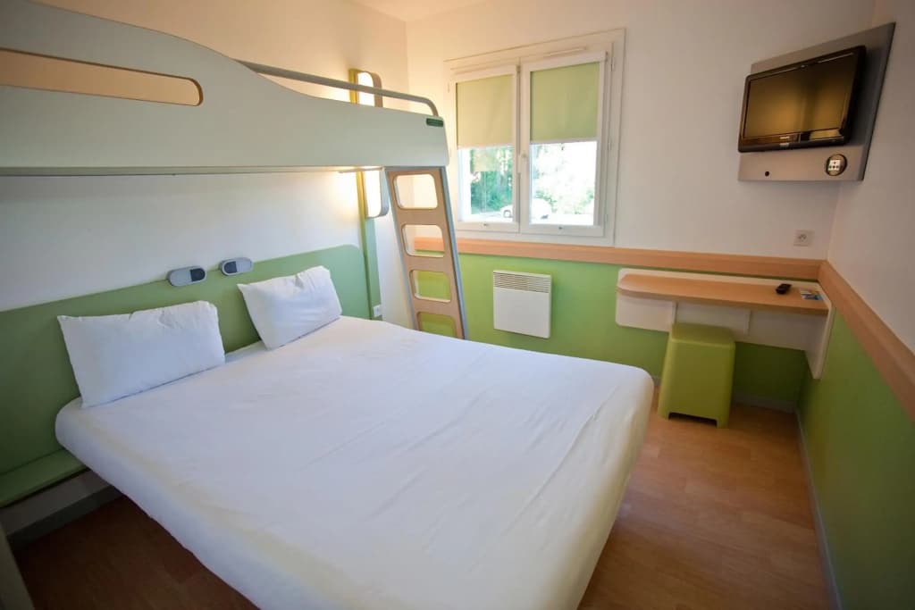 ibis budget Marne la Vallée - Photo 2