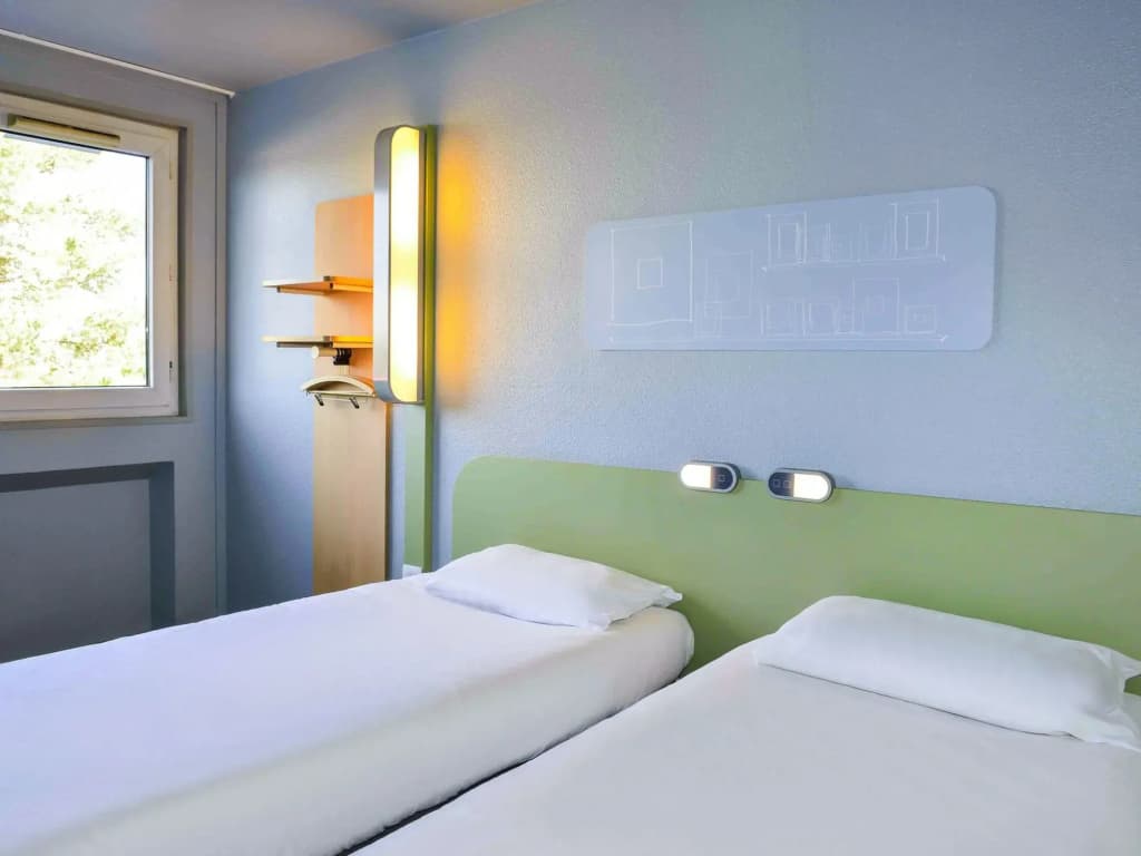 ibis budget Bordeaux Le Lac - Photo 4