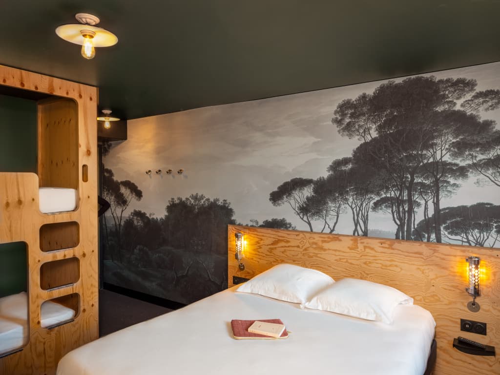 Eklo Hotels Montpellier City center Saint-Roch train station - Photo 2