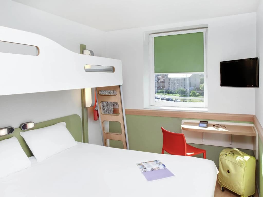 ibis budget Clermont-Ferrand Centre Montferrand - Photo 2