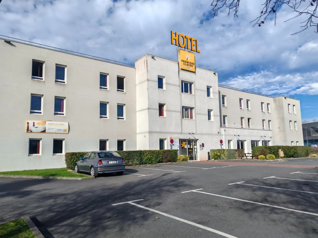 Hôtel Première Classe Caen Nord - Mémorial - Photo 1