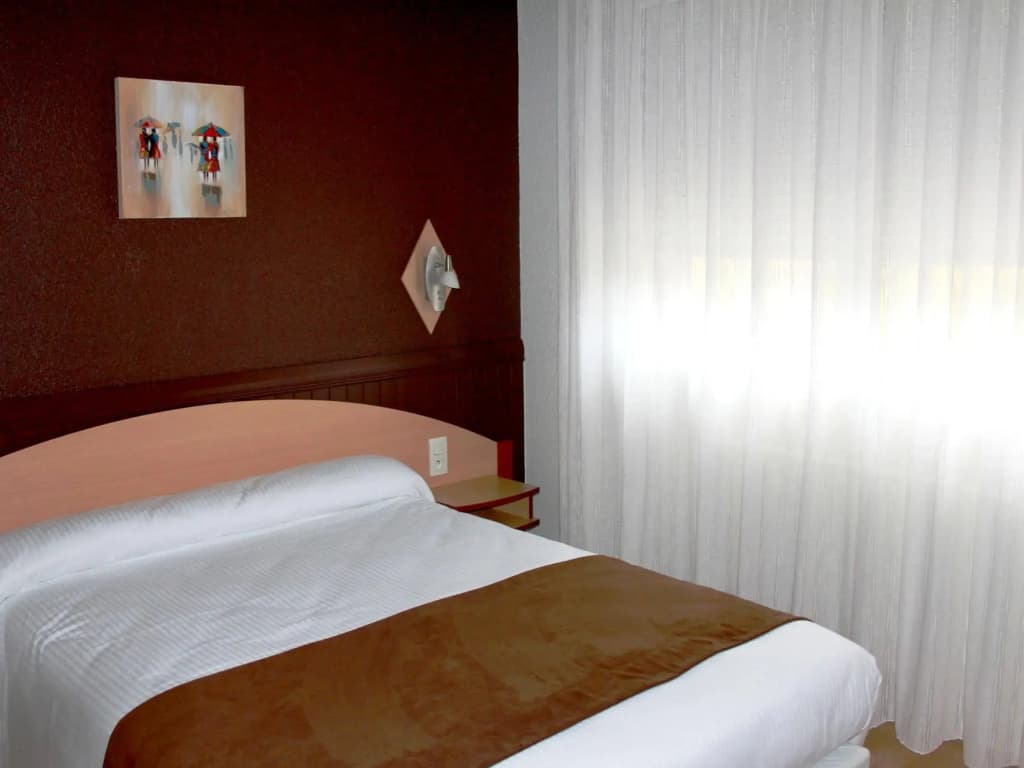 Hôtel Saint-Hubert - Photo 3