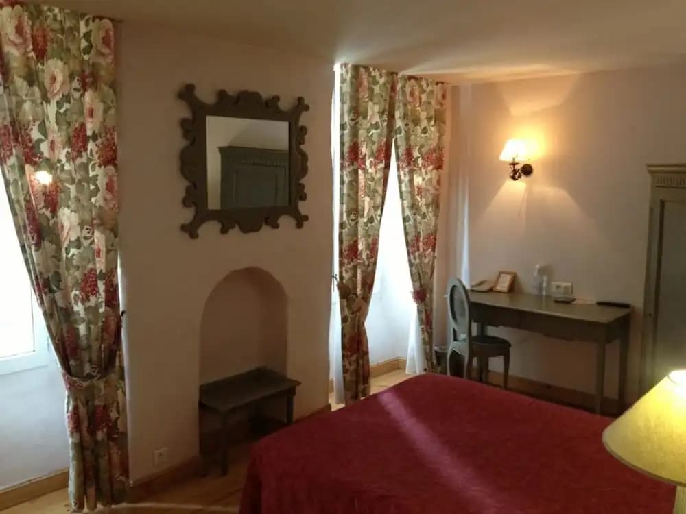 Hôtel L'Astrolabe - Photo 1