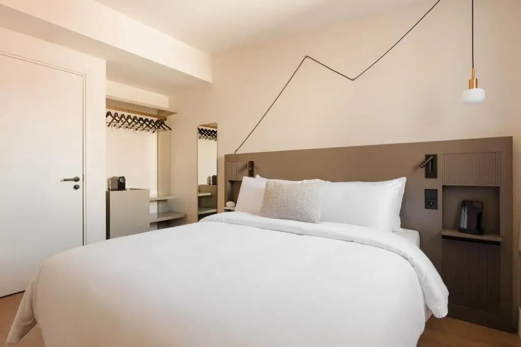 Ikonik Jean Medecin Hotel - Photo 5