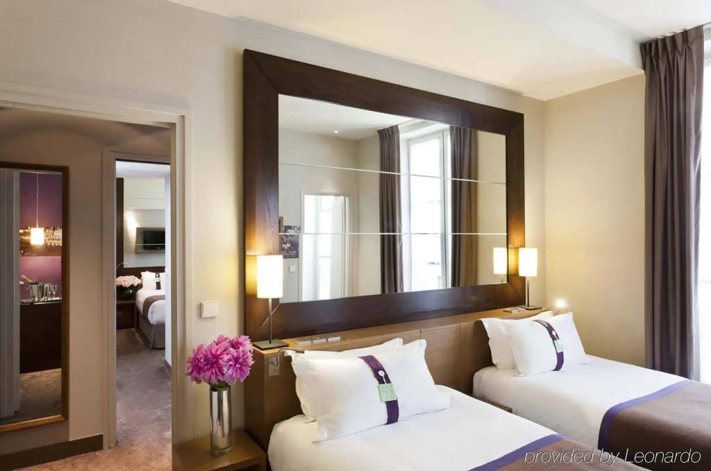 Holiday Inn Paris Palais de l'Elysée by IHG - Photo 4